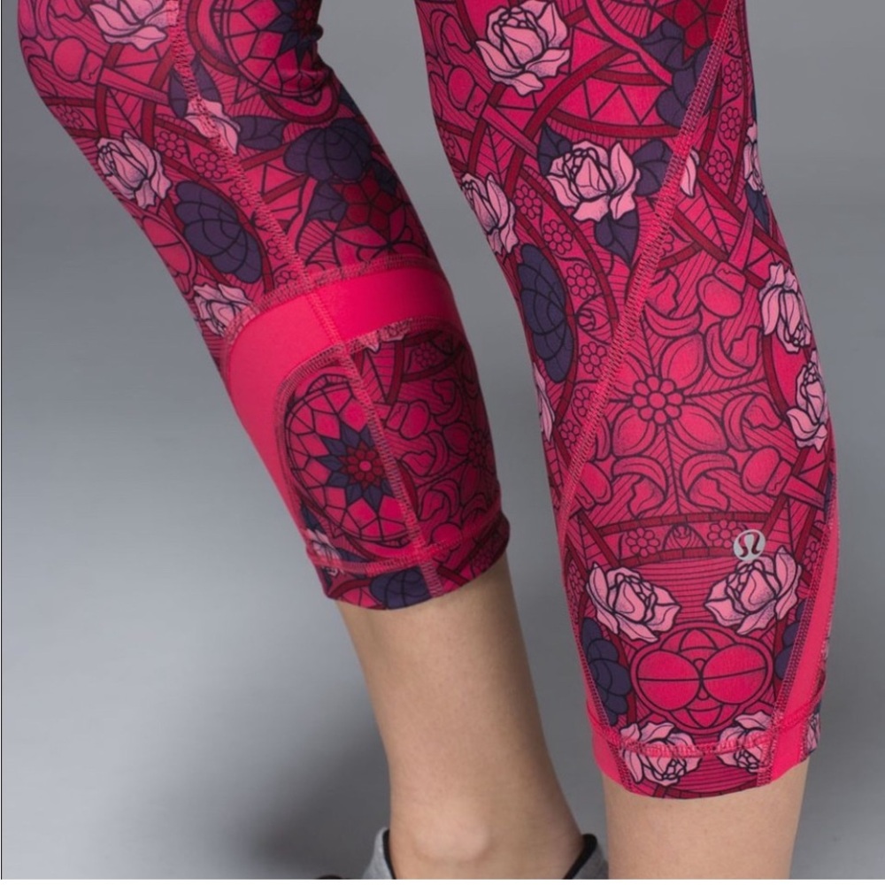 Lululemon Inspire Crop Prism Floral Multi Guava 6